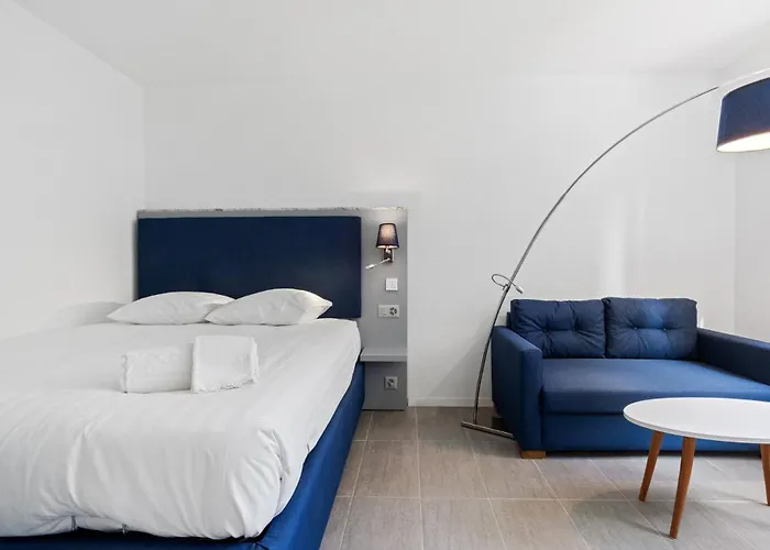 Berne 2 - Self Check In By Homenhancement *